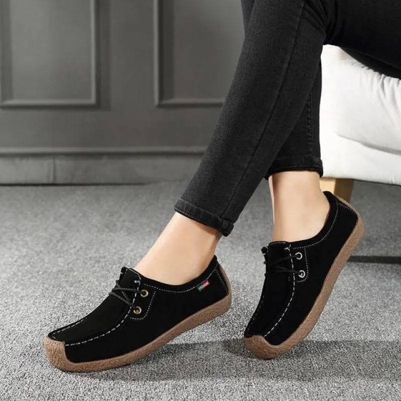 Scarlet Leather Flat Shoes