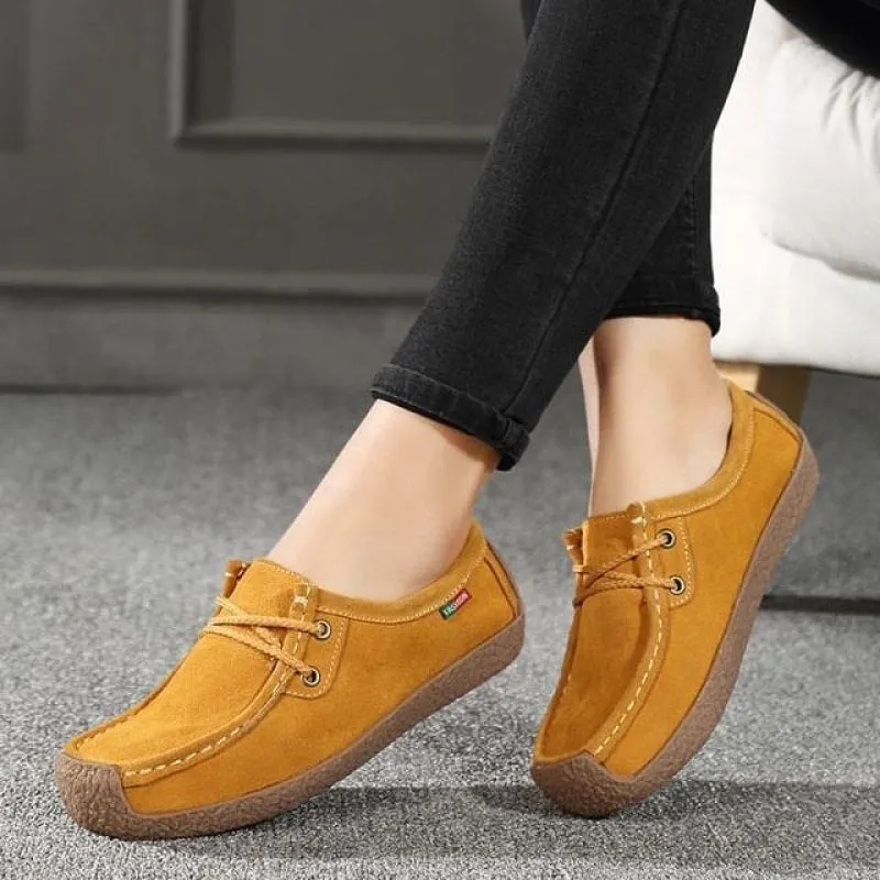 Scarlet Leather Flat Shoes